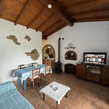 L'uliveto House Дом отдыха