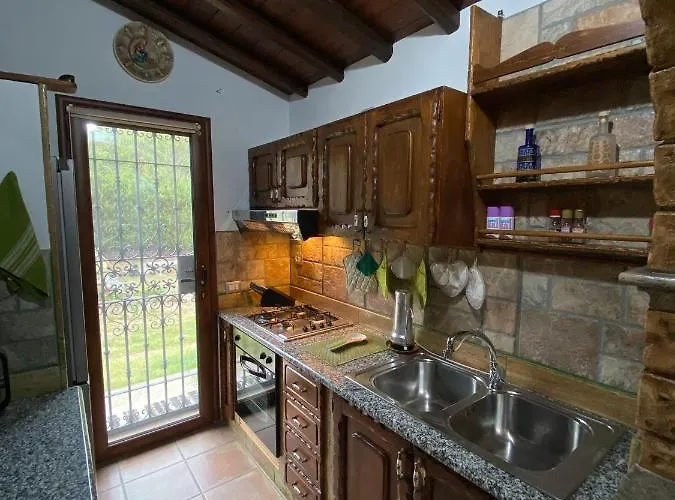 Holiday home L'uliveto House