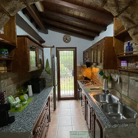 Semesterbostad L'uliveto House *