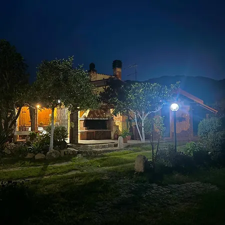 L'uliveto House בית נופש *