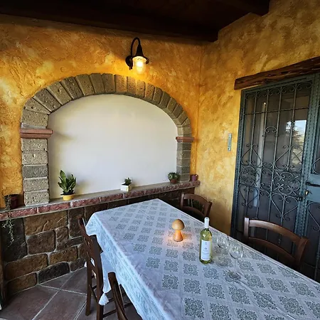 L'uliveto House
