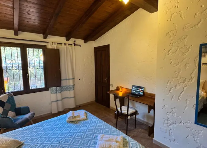 L'uliveto House